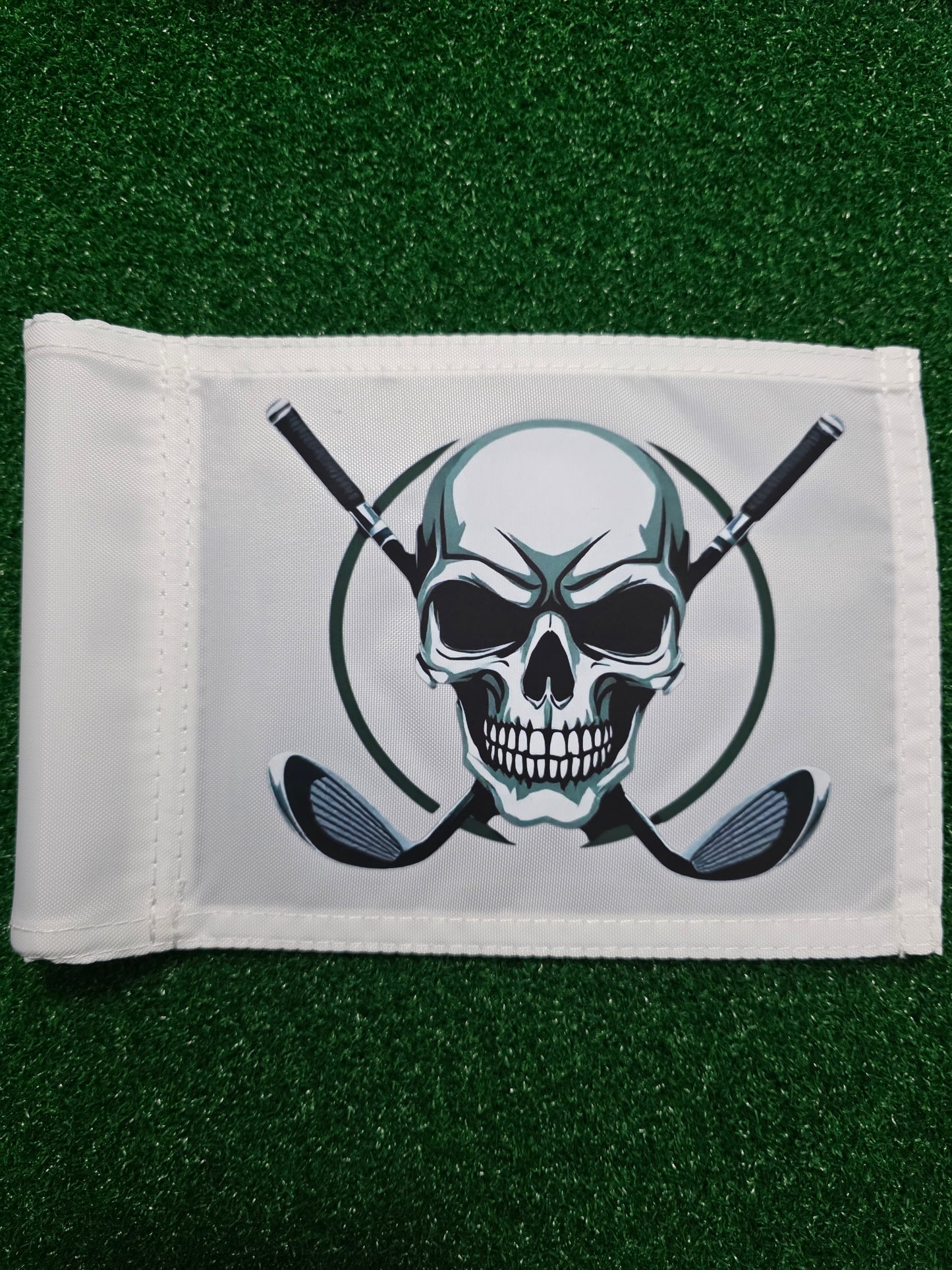 Skull & Crossed Clubs